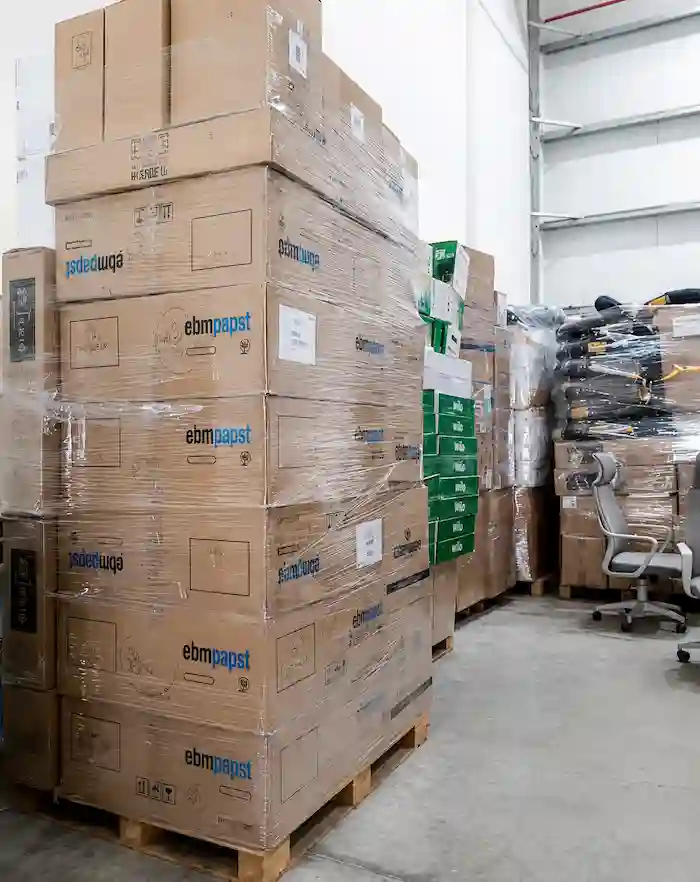 Doot to door cargo services in dubai